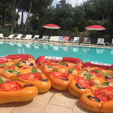 Villaggio I Sorbizzi Marina Di Bibbona