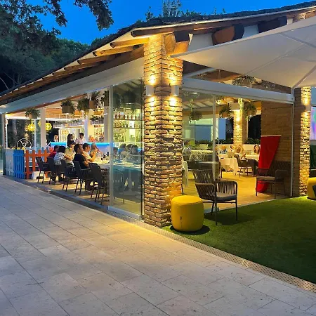 Villaggio I Sorbizzi Marina Di Bibbona